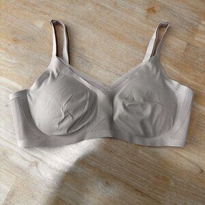 Honeylove Crossover Bra Sz Medium V Neck Seamless Wirefree Adjustable Straps